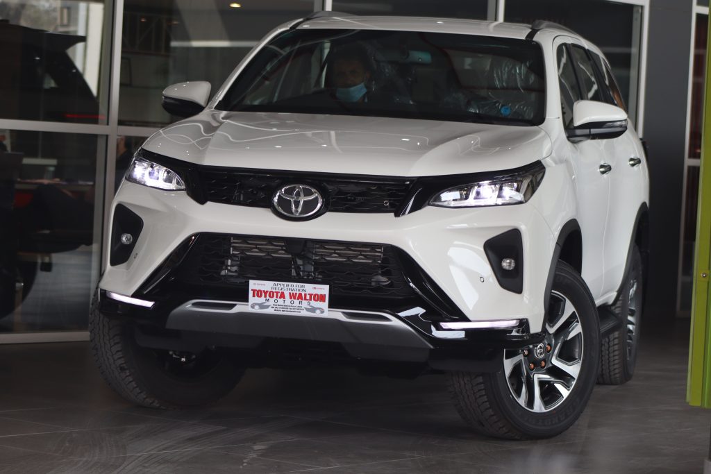 Toyota Fortuner Legender